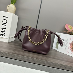 Кошелек Loewe Flamenco из мягкой кожи