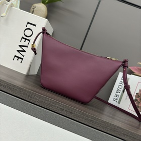 Loewe Классическая сумка-хобо Hammock