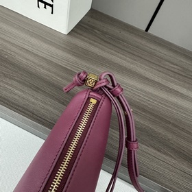 Loewe Классическая сумка-хобо Hammock