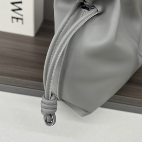 Новая модель Loewe — большая сумка Fla