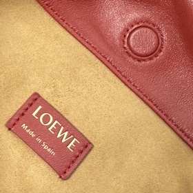 Кошелек Loewe Flamenco из мягкой кожи 