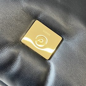 Loewe  2026 Сумка Puffer Goya из блес