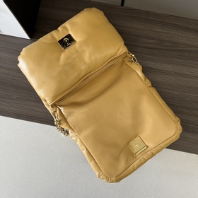 Loewe 2026 Сумка Puffer Goya из блест