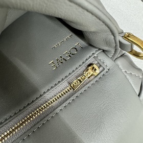 Сумка Loewe Puffer Goya из блестящей к