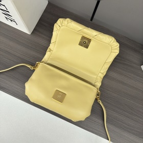 Сумка Loewe Puffer Goya из блестящей к