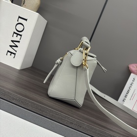 Loewe Новая роскошная плетеная сумка 