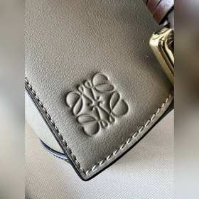 Loewe  Новая плетеная сумка Puzzle E