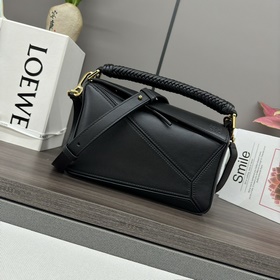 Loewe Новая роскошная плетеная сумка