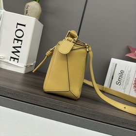 Loewe Новая роскошная плетеная сумка 