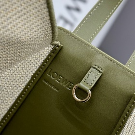 Сумка Loewe Hammock Compact из мягкой 