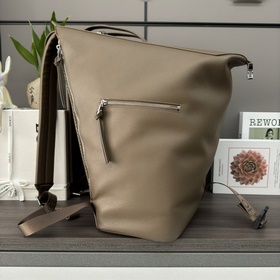 Loewe Большой рюкзак из натуральной к