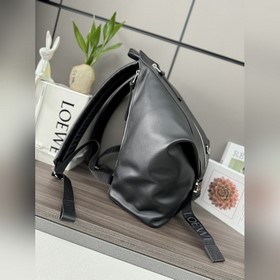 Loewe Маленький классический рюкзак и
