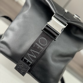 Loewe Маленький классический рюкзак и
