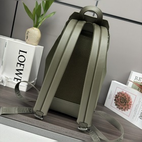 Loewe Маленький рюкзак из нейлона и н