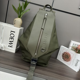 Loewe Маленький рюкзак из нейлона и н
