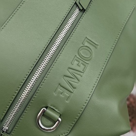 Loewe Маленький классический рюкзак и
