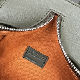 Loewe  Большой рюкзак из нейлона и н