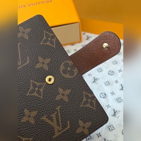 Обложка для небольшого ежедневника на