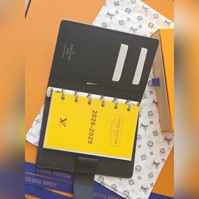 Обложка для небольшого ежедневника на