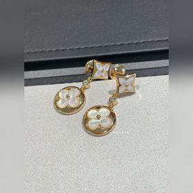 Серьги-двойные цветы от Lv ~ Модель с