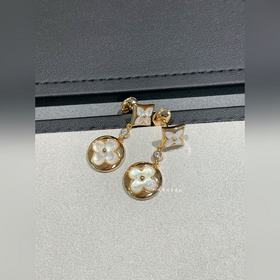 Серьги-двойные цветы от Lv ~ Модель с
