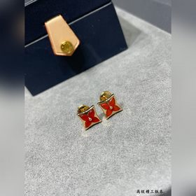 L1126 L1122 L1128 — праздничные серьги