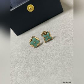 L1122 LV Серьги-гвоздики с камнями «Тя