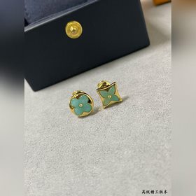 L1122 LV Серьги-гвоздики с камнями «Тя