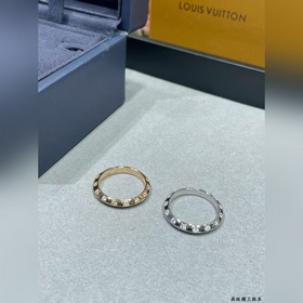 Кольцо L1180 LV с узором «шахматная до