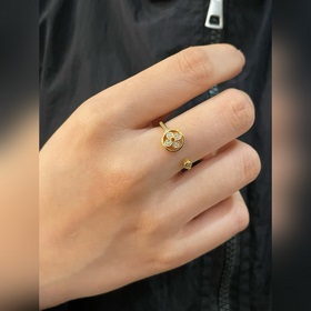 Артикул L1091： 678. Кольцо LV из колле