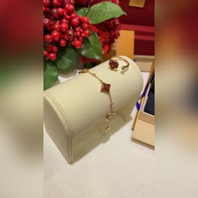 Новая коллекция высокого ювелирного ис