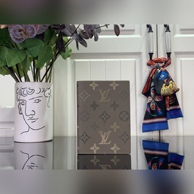 Эксклюзивная модель [паспортный чехол