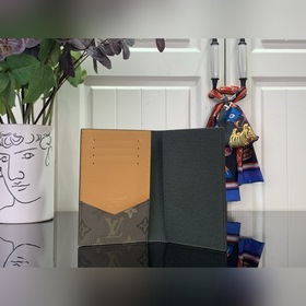 Эксклюзивная модель [паспортный чехол