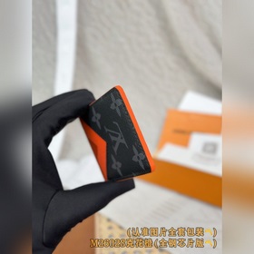 M26028 Черный с оранжевым узором (цель