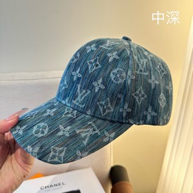 Бейсболка Louis Vuitton — новая модель