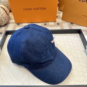 Бейсболка Louis Vuitton — новая модель