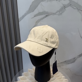 Бейсболка Louis Vuitton： новая модель,