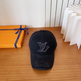 Бейсболка Louis Vuitton — новая модель