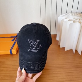 Бейсболка Louis Vuitton — новая модель