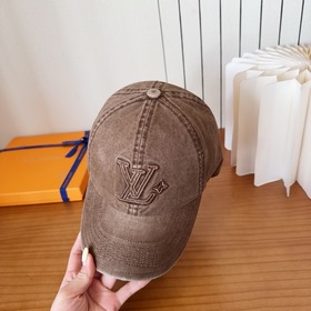 Бейсболка Louis Vuitton — новая модель