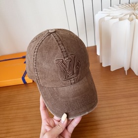 Бейсболка Louis Vuitton — новая модель