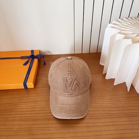 Бейсболка Louis Vuitton — новая модель