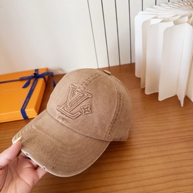 Бейсболка Louis Vuitton — новая модель