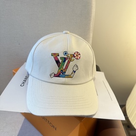 Бейсболка Louis Vuitton — новая модель