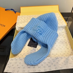 Новая модель шапки с ушами от Lv Louis
