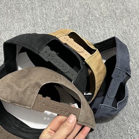 Бейсболка Louis Vuitton из официальног