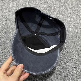 Бейсболка Louis Vuitton из официальног