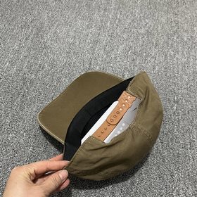 Бейсболка Louis Vuitton из официальног