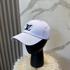 Бейсболка Louis Vuitton — новая модель
