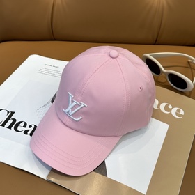 Бейсболка Louis Vuitton — новая модель